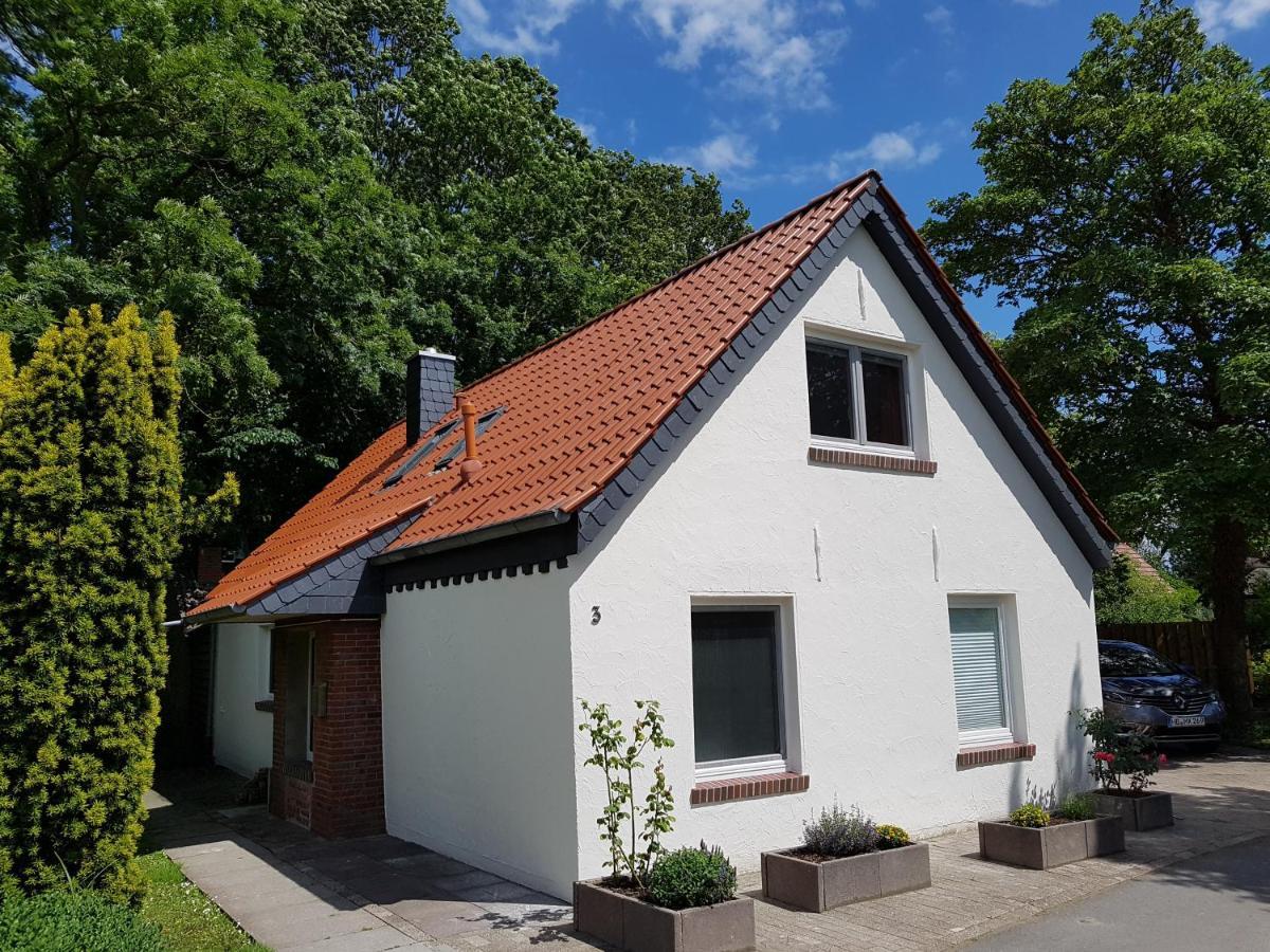 Ferienhaus An Der Nordsee - Familienfreundlich, Gut Ausgestattet & Viel Platz Butjadingen Esterno foto