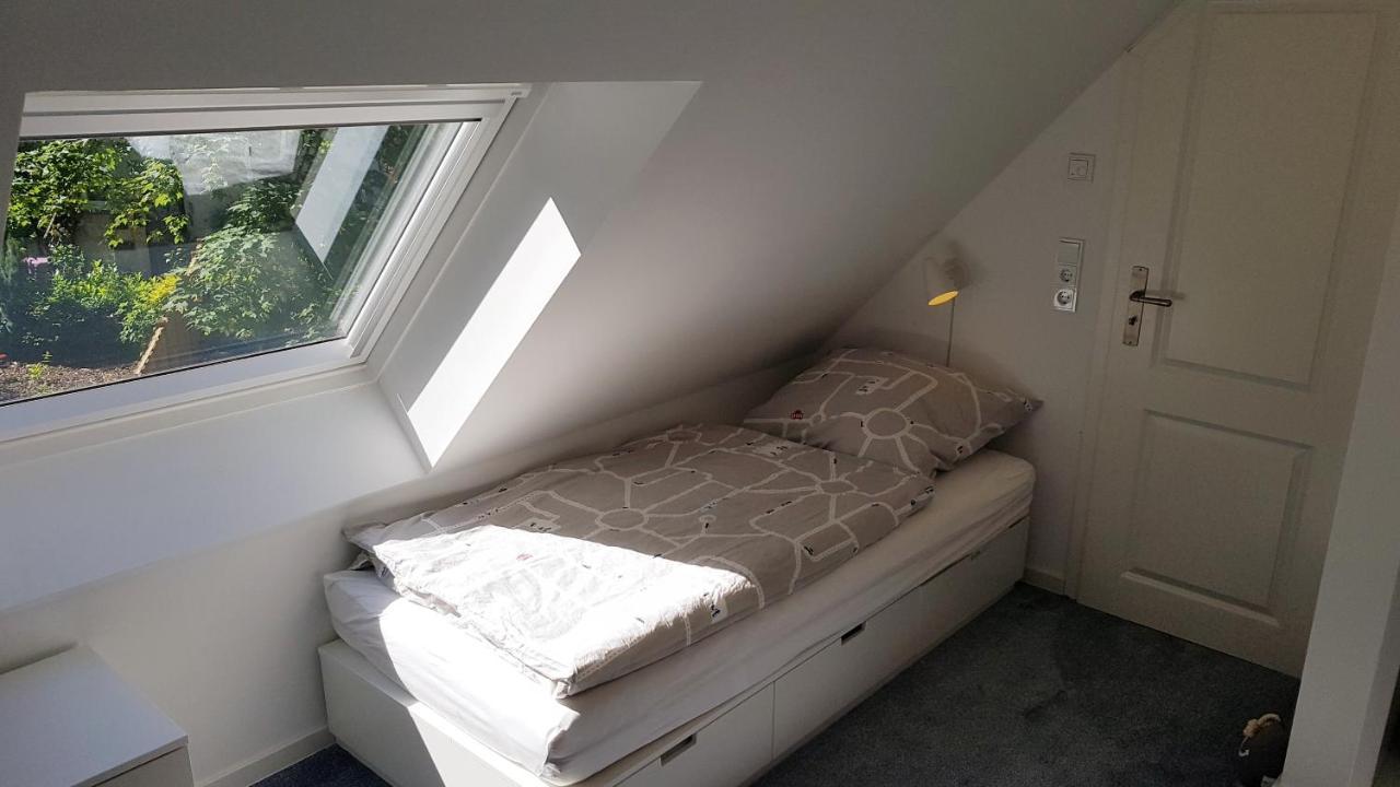 Ferienhaus An Der Nordsee - Familienfreundlich, Gut Ausgestattet & Viel Platz Butjadingen Esterno foto