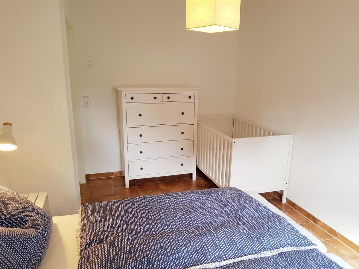 Ferienhaus An Der Nordsee - Familienfreundlich, Gut Ausgestattet & Viel Platz Butjadingen Esterno foto