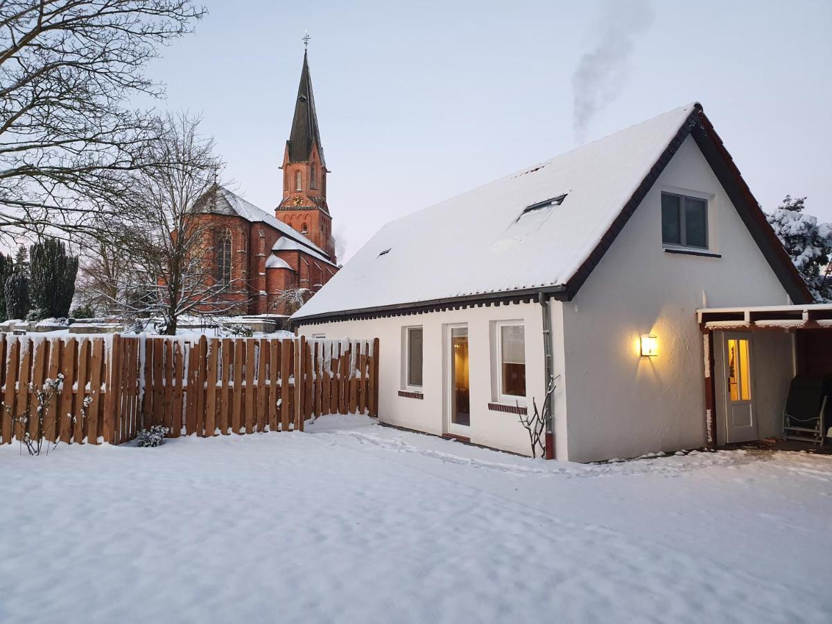Ferienhaus An Der Nordsee - Familienfreundlich, Gut Ausgestattet & Viel Platz Butjadingen Esterno foto
