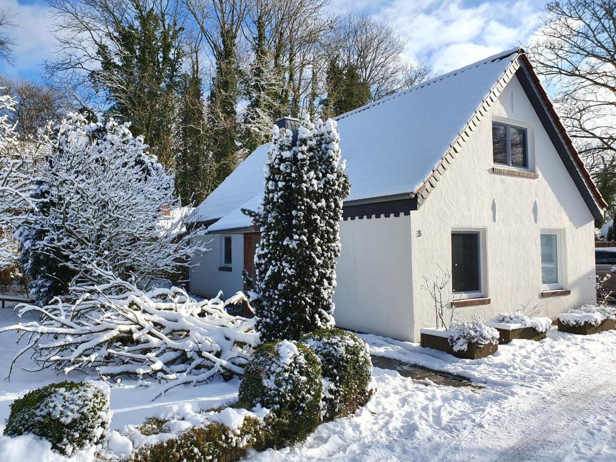 Ferienhaus An Der Nordsee - Familienfreundlich, Gut Ausgestattet & Viel Platz Butjadingen Esterno foto